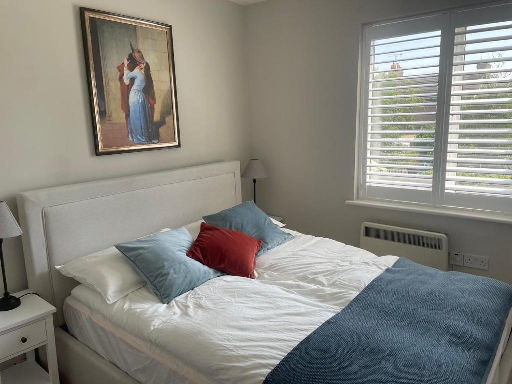 2 Bedroom House In Central Windsor - The Town Exterior foto